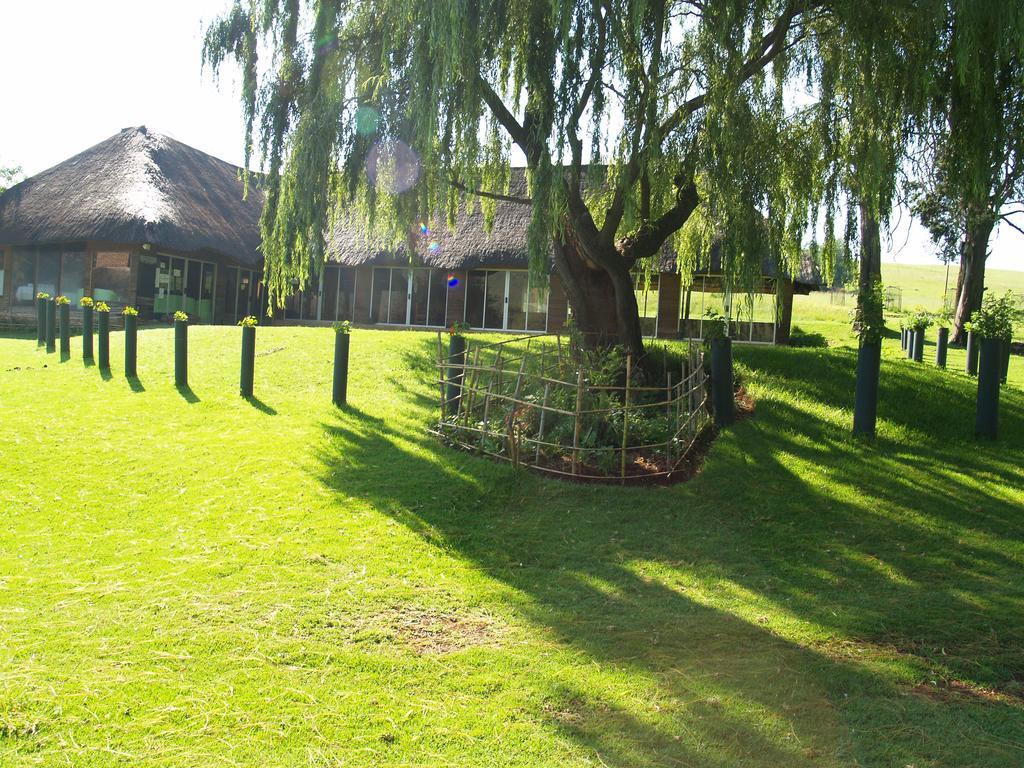 Гостевой дом Elandskloof Trout Farm Даллструм Экстерьер фото